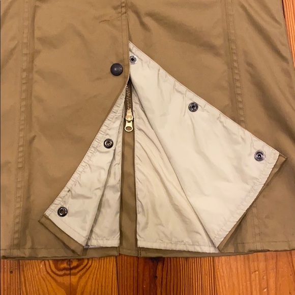 Women’s Barbour Jacket - Size 6 - beige color - Picture 6 of 8